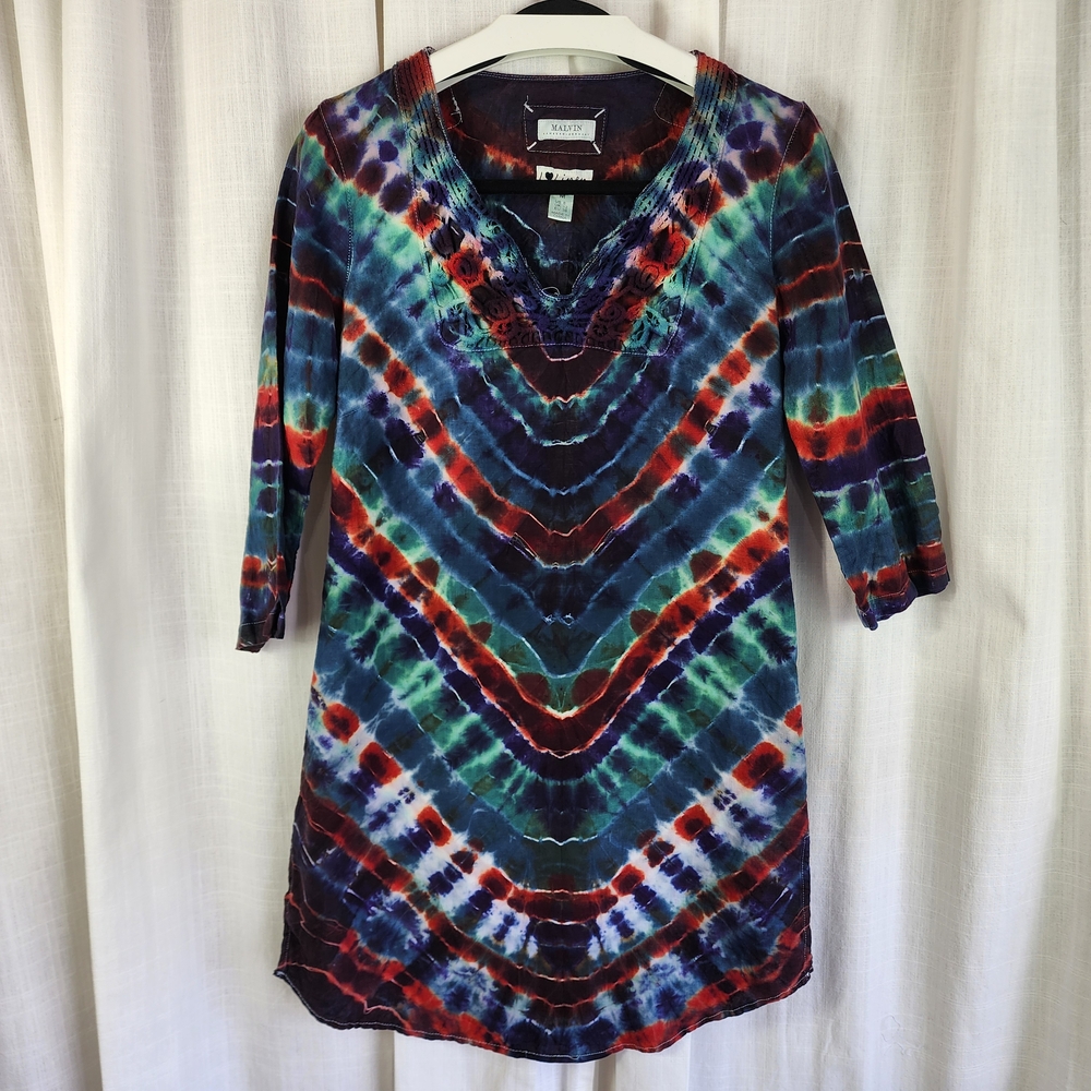 Colorful Tie-Dye V-Neck Tunic